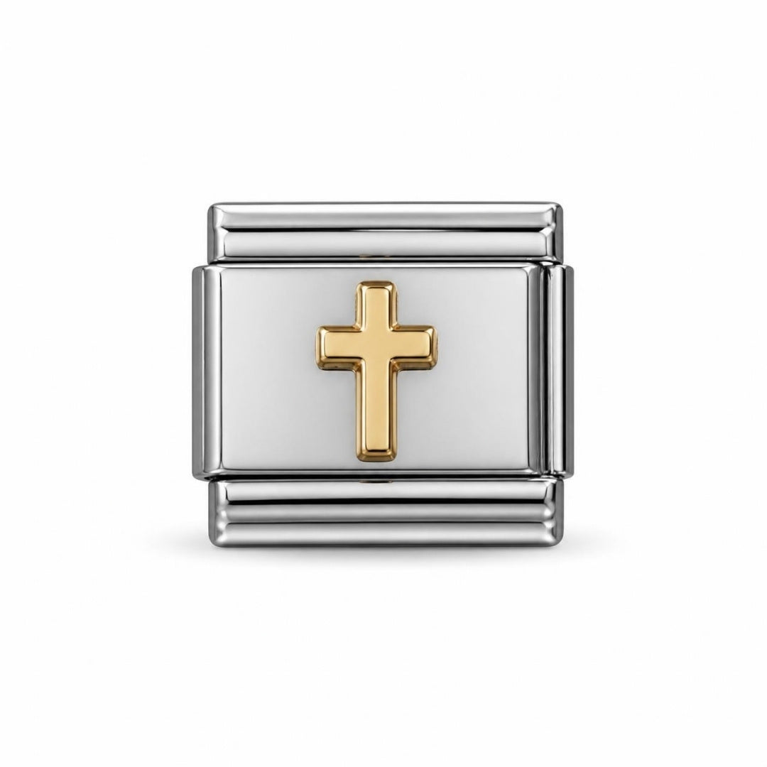 Charm Cruz Dourada NONNA em fundo branco