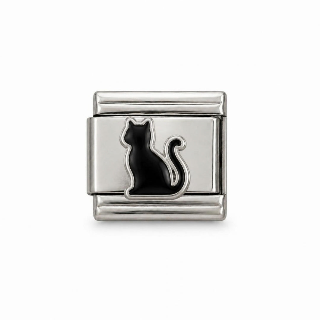 Charm Gatinho NONNA em fundo branco